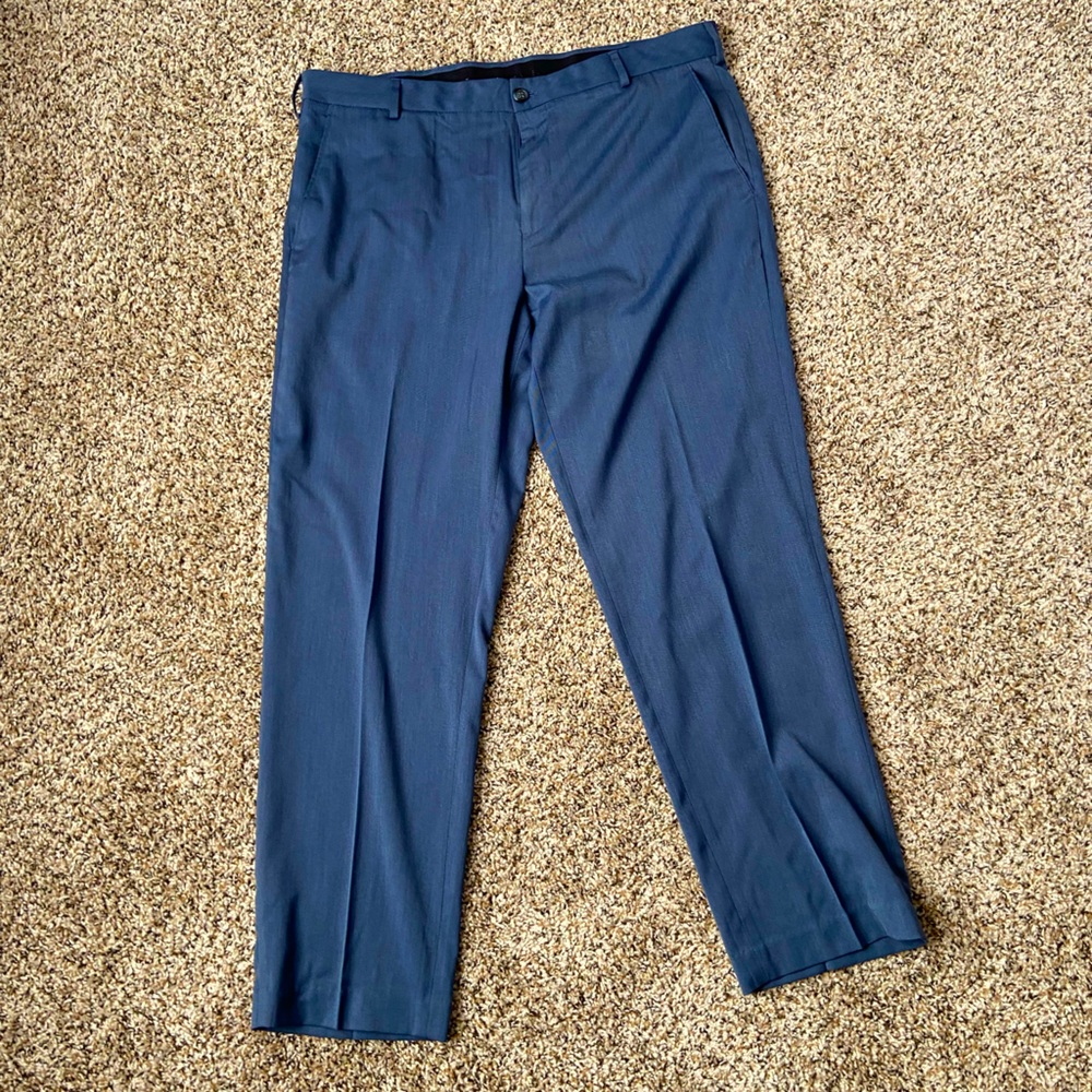 Mens Van Heusen dress pant